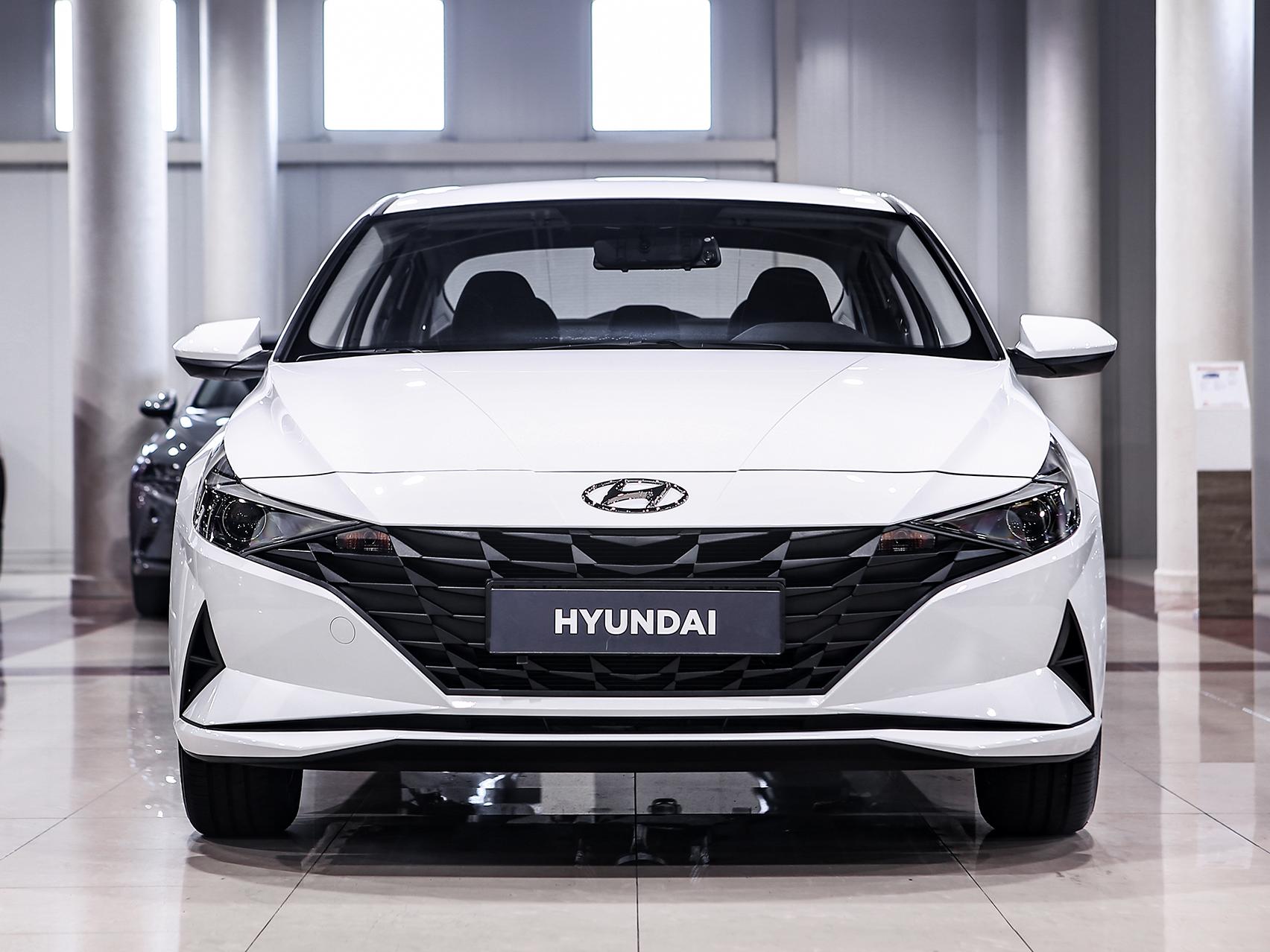 Спецпредложение на Hyundai Elantra от 2051000 ₽ в Москве. Купить Хендай  Elantra, 128 л.с., передний привод, автомат, бензин — Автосалон Level Auto